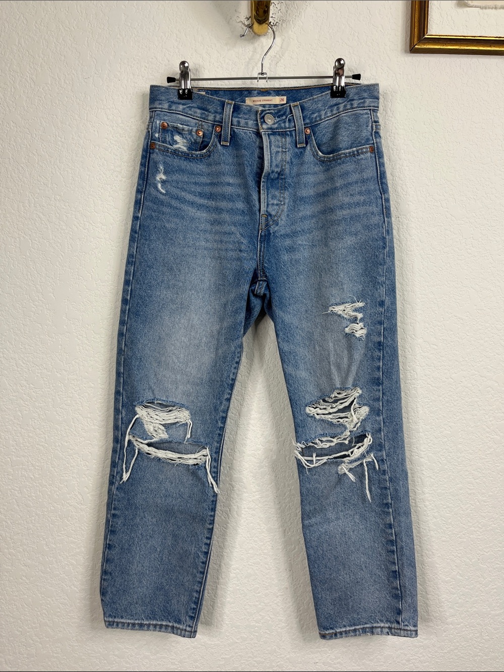 Levi's Wedgie Straight Leg Distressed Cotton Denim Jeans 26x26